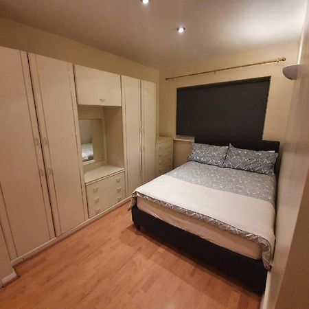 Sav Apartments Watford Watford  Dış mekan fotoğraf