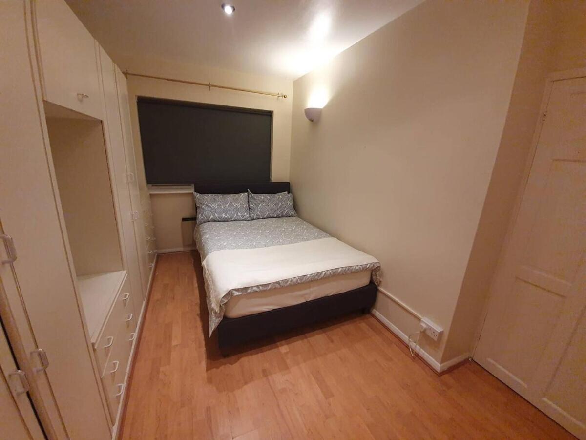 Sav Apartments Watford Watford  Oda fotoğraf