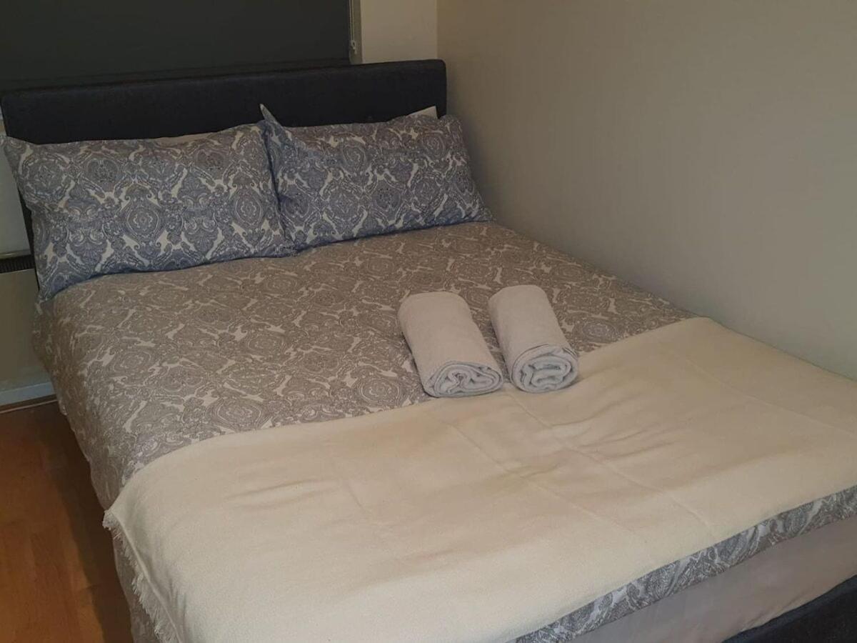 Sav Apartments Watford Watford  Oda fotoğraf