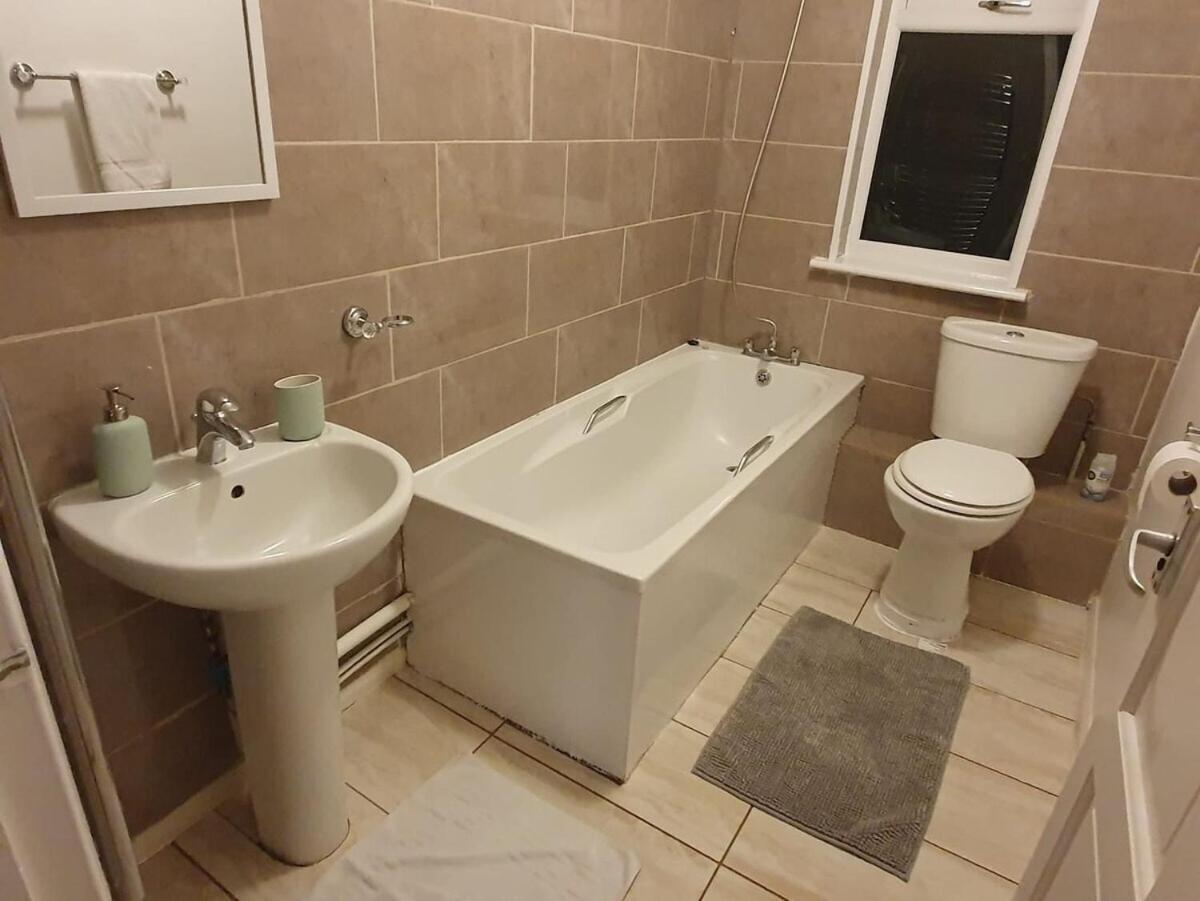 Sav Apartments Watford Watford  Oda fotoğraf
