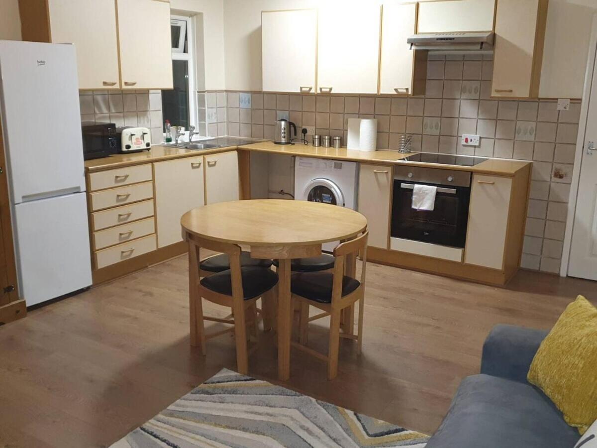 Sav Apartments Watford Watford  Oda fotoğraf